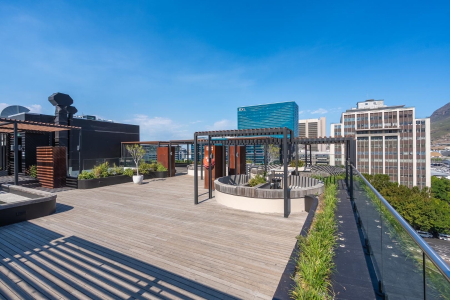 2 Bedroom Property for Sale in Cape Town City Centre Western Cape